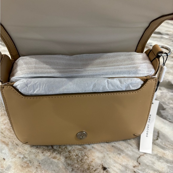 NWT cafe colored Marc Jacob’s crossbody - Picture 8 of 10